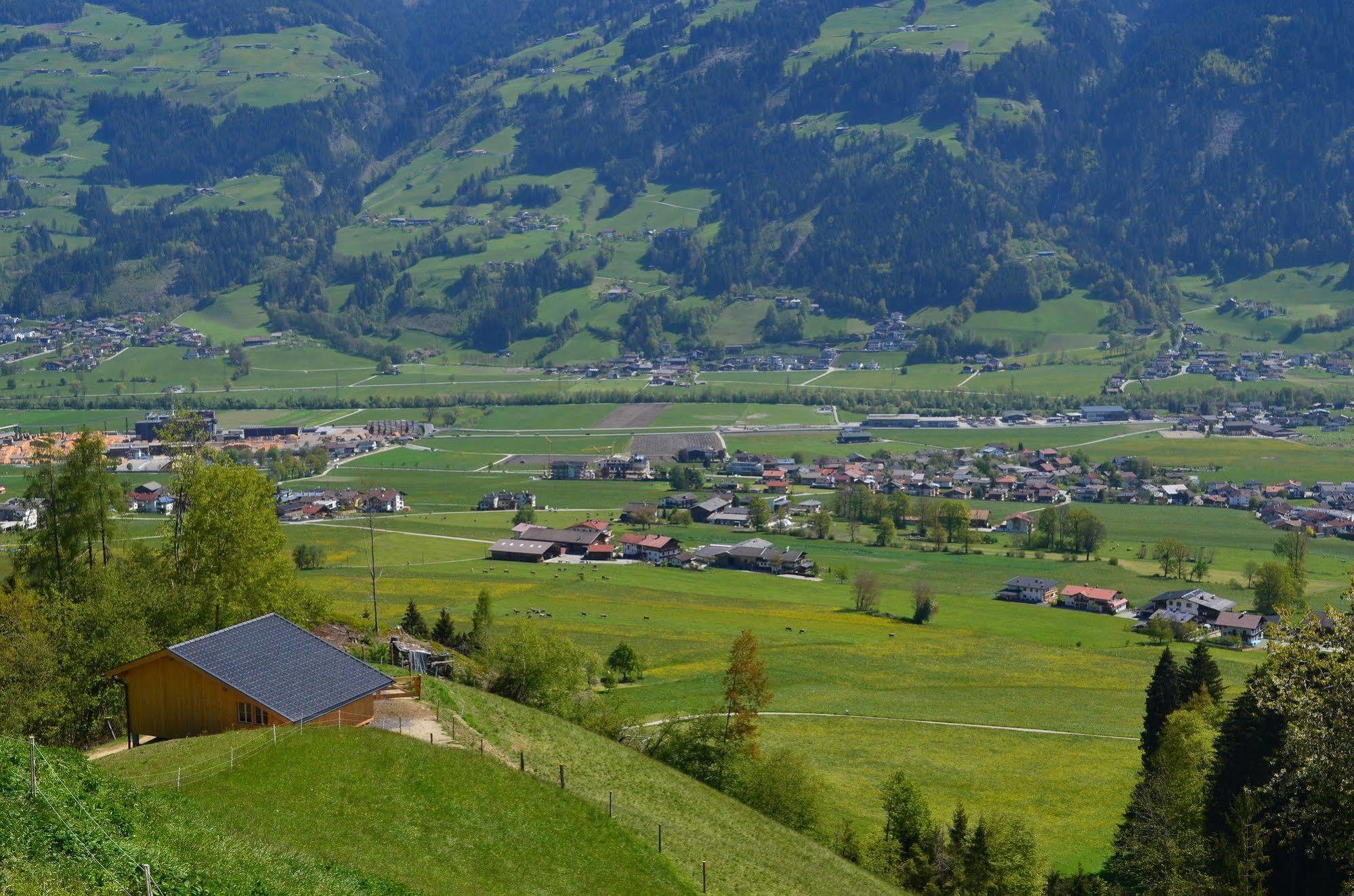 Das Wiesegg Fuegenberg Exteriör bild